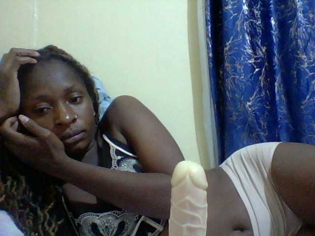 Blackfoxb live cam on BongaCams