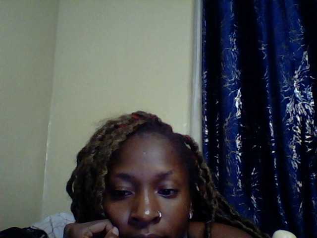 Blackfoxb live cam on BongaCams