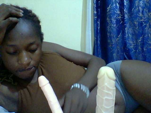Blackfoxb live cam on BongaCams
