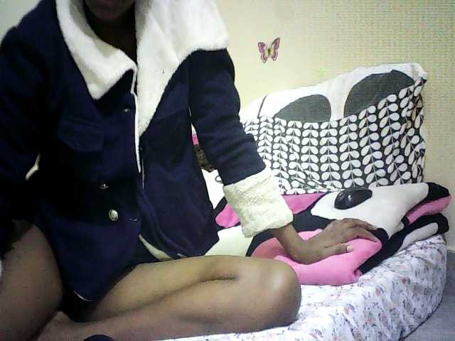 Blackfoxb live cam on BongaCams
