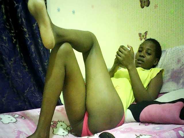 Blackfoxb live cam on BongaCams