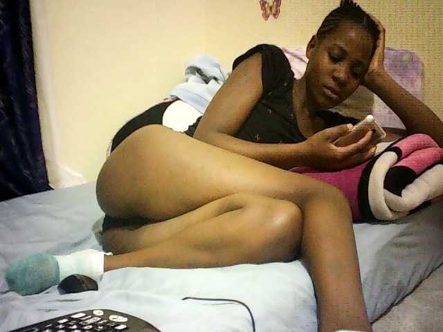 Blackfoxb live cam on BongaCams