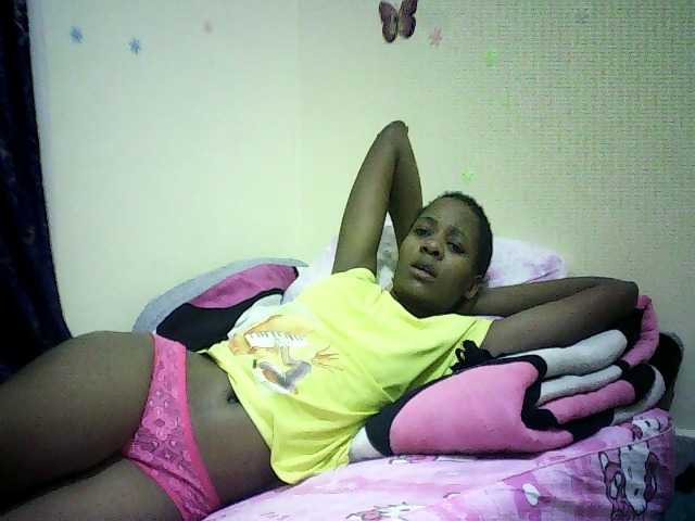 Blackfoxb live cam on BongaCams
