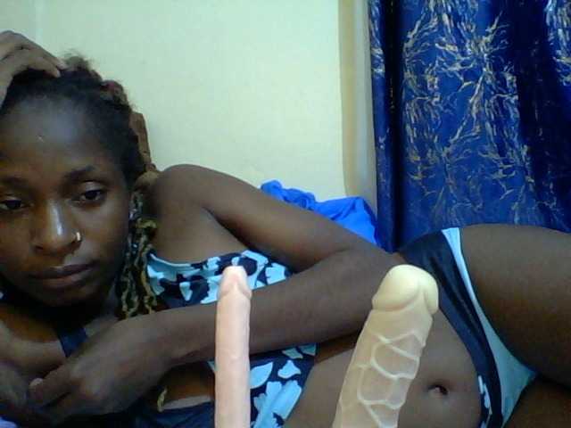 Blackfoxb live cam on BongaCams