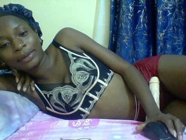 Blackfoxb live cam on BongaCams