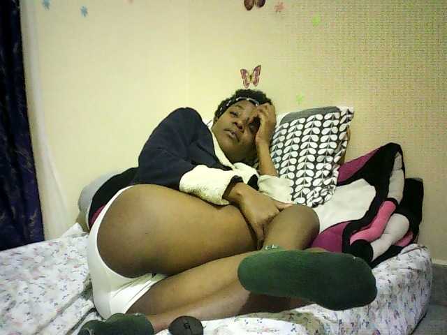 Blackfoxb live cam on BongaCams