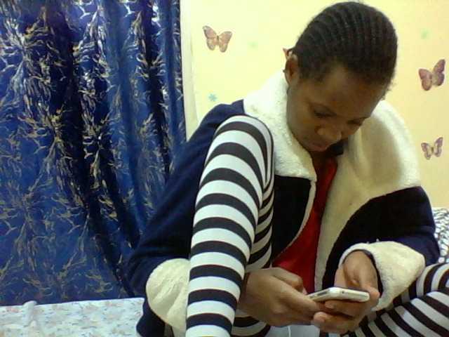 Blackfoxb live cam on BongaCams
