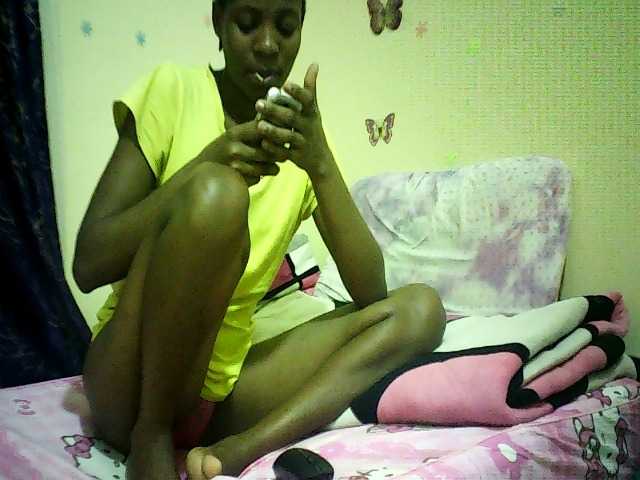 Blackfoxb live cam on BongaCams
