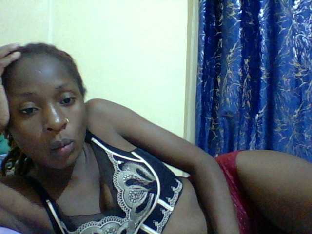 Blackfoxb live cam on BongaCams