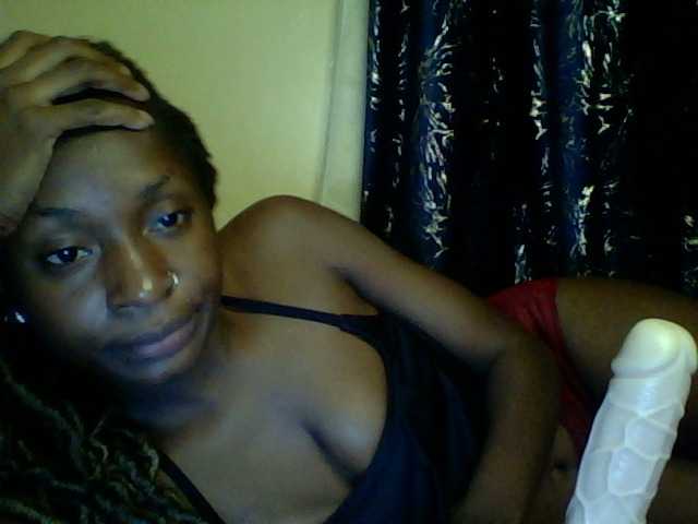 Blackfoxb live cam on BongaCams