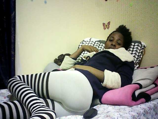 Blackfoxb live cam on BongaCams