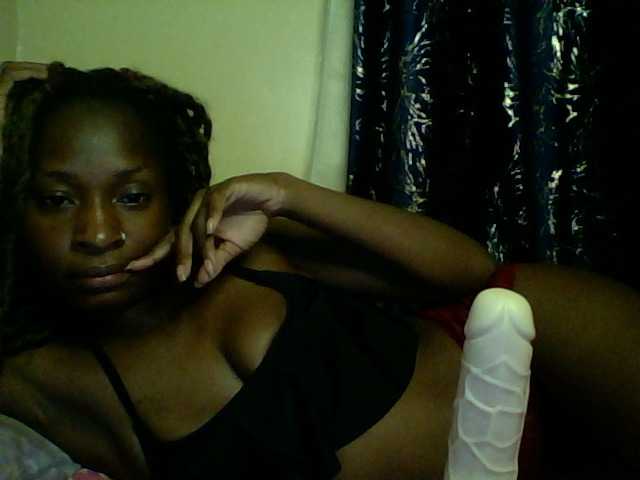 Blackfoxb live cam on BongaCams