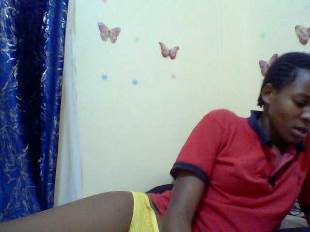 Blackfoxb live cam on BongaCams