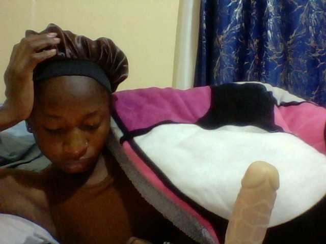 Blackfoxb live cam on BongaCams