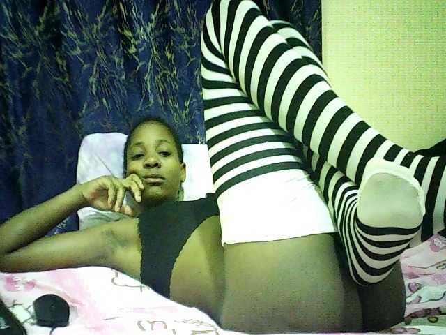 Blackfoxb live cam on BongaCams