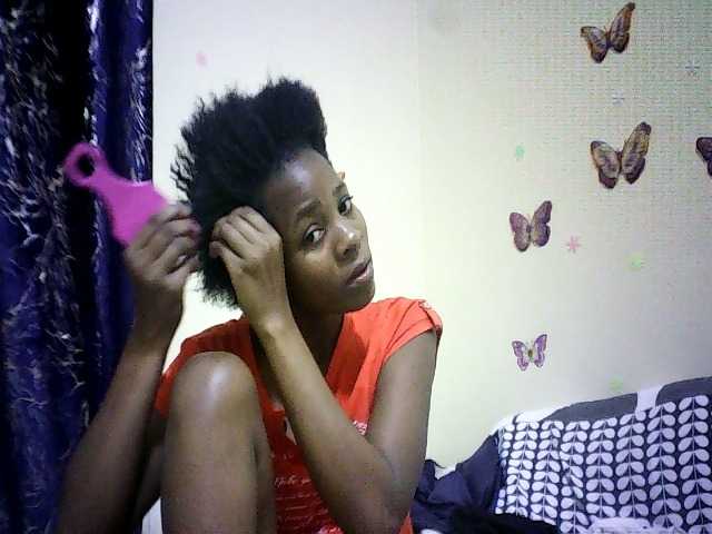 Blackfoxb live cam on BongaCams
