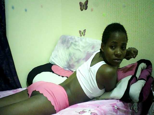 Blackfoxb live cam on BongaCams