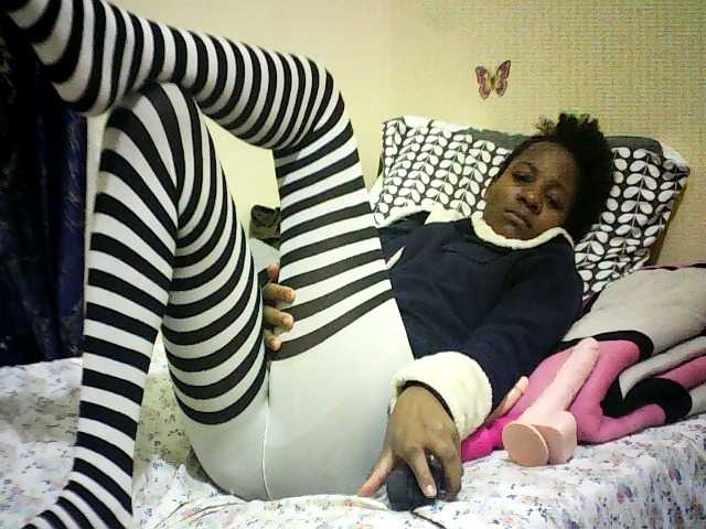 Blackfoxb live cam on BongaCams