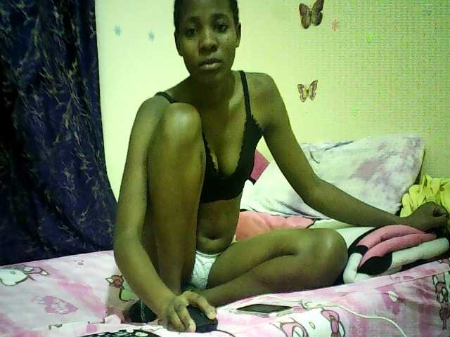 Blackfoxb live cam on BongaCams