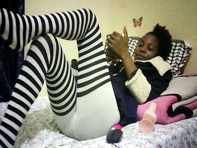 Blackfoxb live cam on BongaCams
