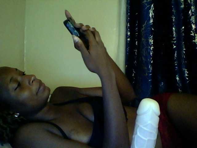Blackfoxb live cam on BongaCams