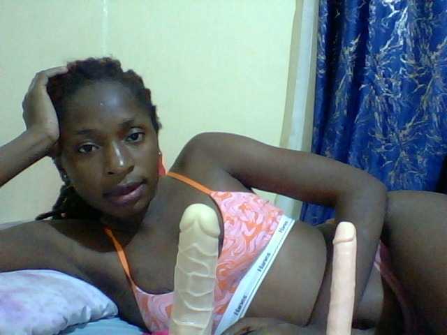 Blackfoxb live cam on BongaCams