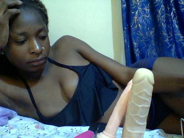 Blackfoxb live cam on BongaCams