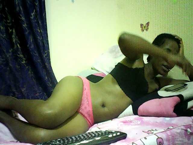 Blackfoxb live cam on BongaCams