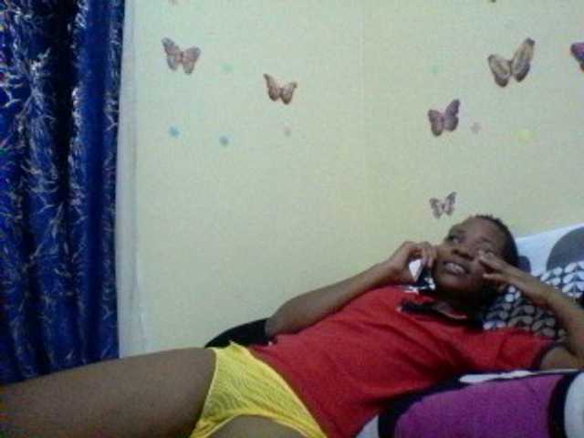 Blackfoxb live cam on BongaCams