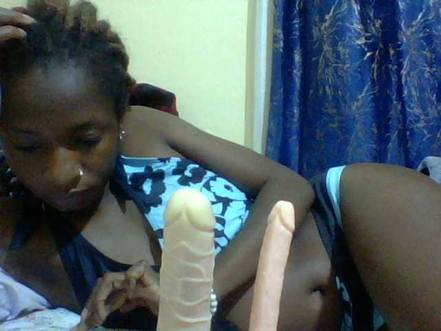 Blackfoxb live cam on BongaCams