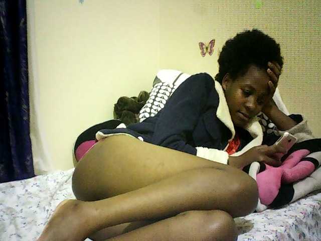Blackfoxb live cam on BongaCams