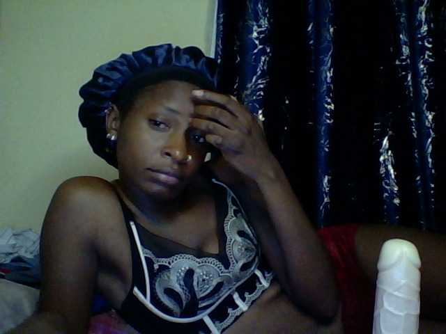 Blackfoxb live cam on BongaCams