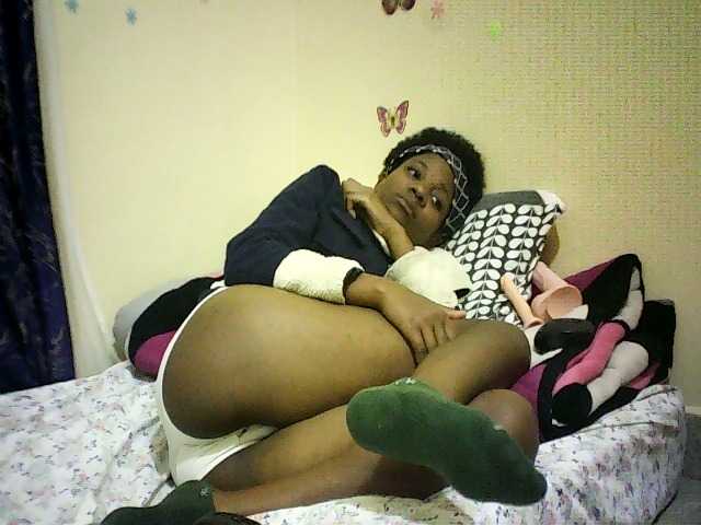 Blackfoxb live cam on BongaCams