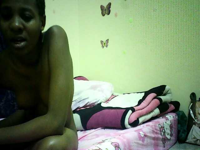 Blackfoxb live cam on BongaCams