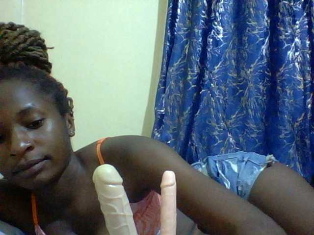 Blackfoxb live cam on BongaCams