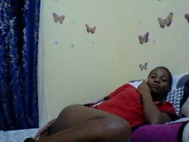 Blackfoxb live cam on BongaCams