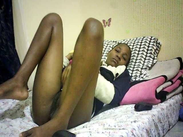 Blackfoxb live cam on BongaCams