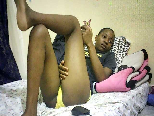 Blackfoxb live cam on BongaCams