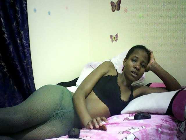 Blackfoxb live cam on BongaCams