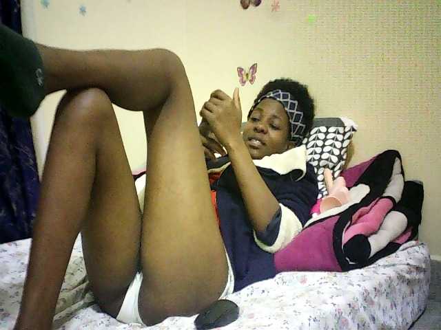 Blackfoxb live cam on BongaCams