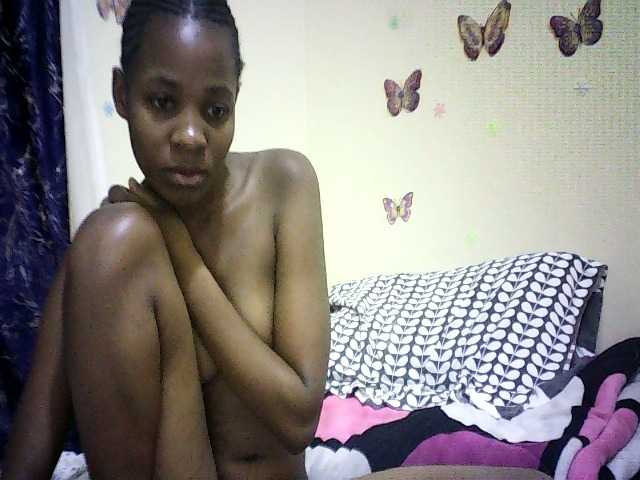 Blackfoxb live cam on BongaCams
