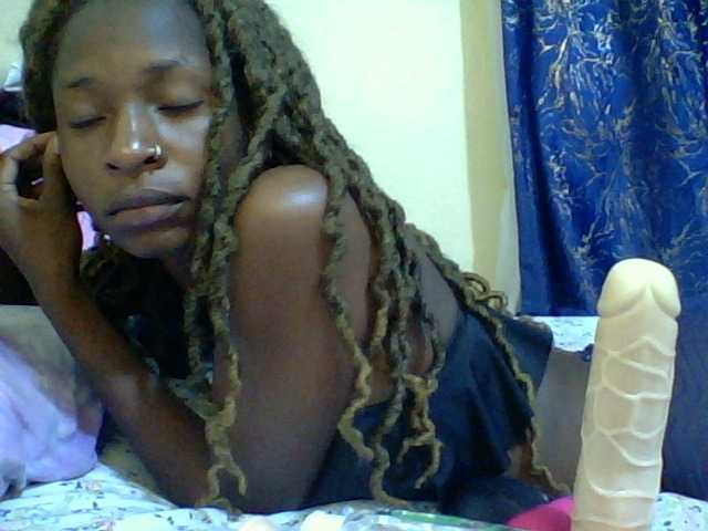 Blackfoxb live cam on BongaCams