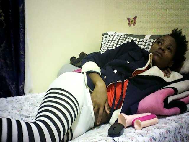Blackfoxb live cam on BongaCams
