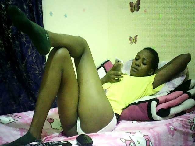 Blackfoxb live cam on BongaCams
