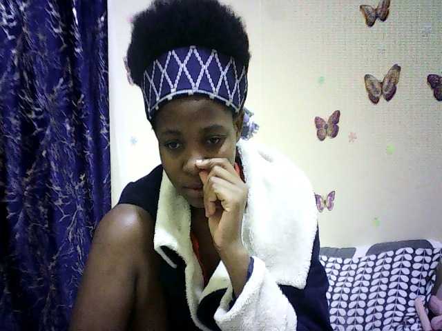 Blackfoxb live cam on BongaCams
