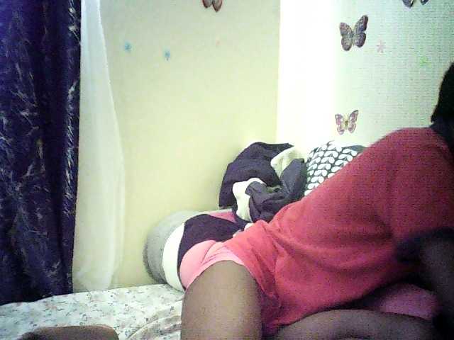 Blackfoxb live cam on BongaCams