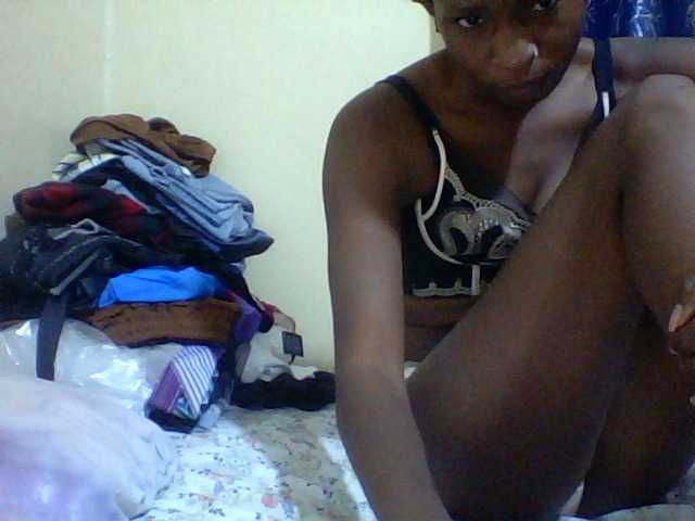 Blackfoxb live cam on BongaCams