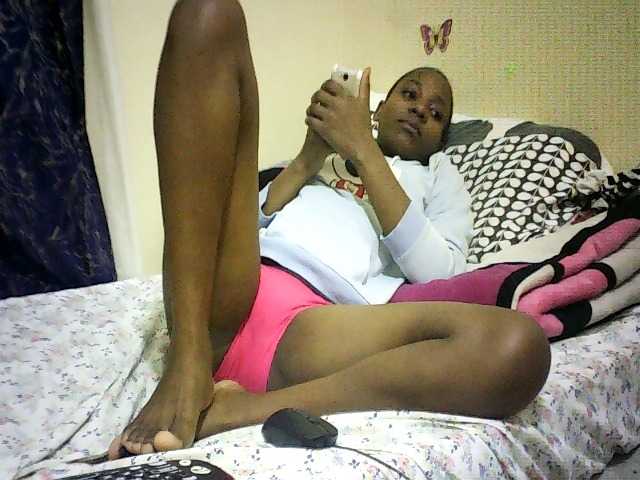 Blackfoxb live cam on BongaCams