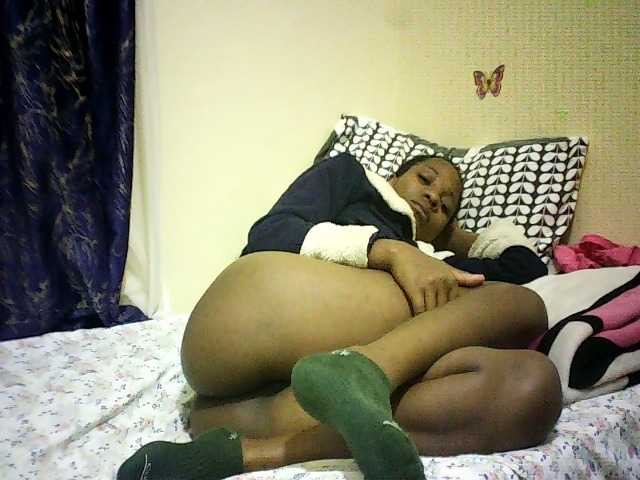 Blackfoxb live cam on BongaCams