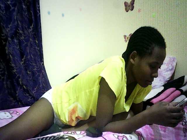 Blackfoxb live cam on BongaCams